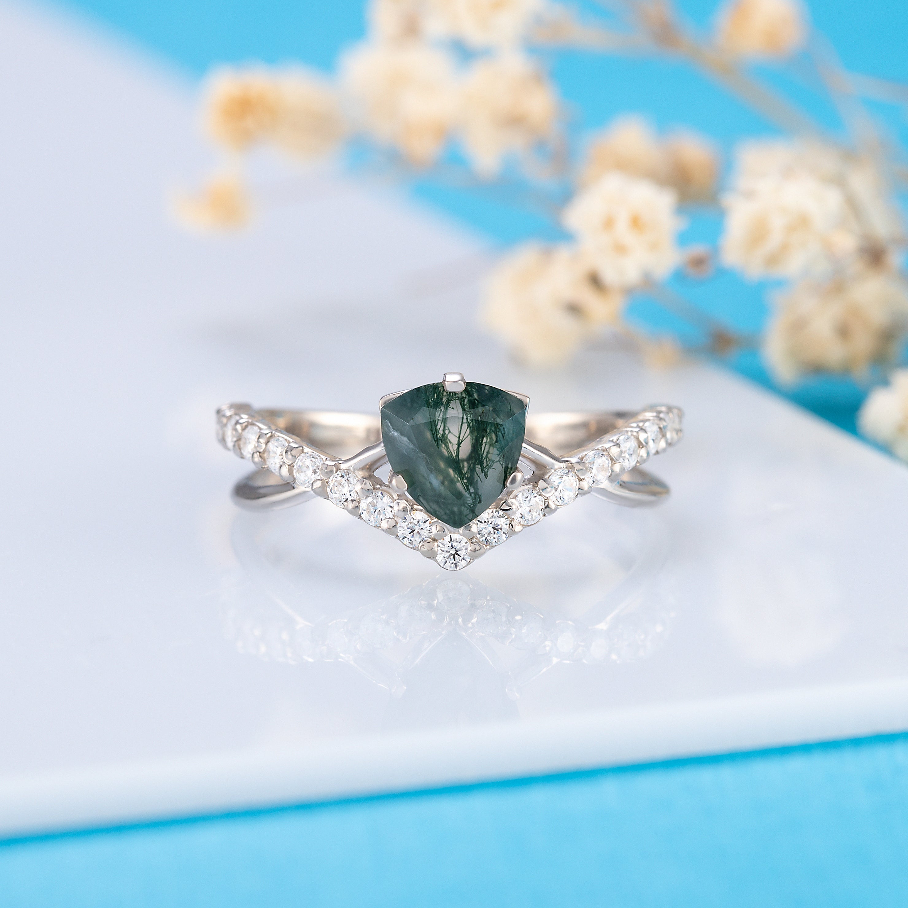 Moss agate engagement ring in 925 sterling silver – YourAsteria