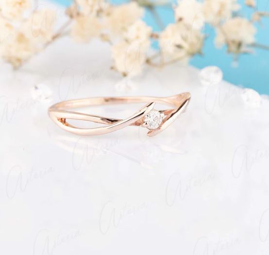 A Brief Guide To Trends In Jewelry And The Essential Question: What Is ...