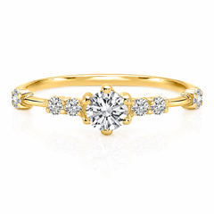 Delgado y elegante anillo de compromiso de oro amarillo de 14k con diamantes para mujer