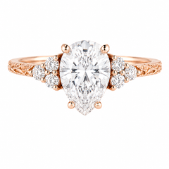 Zierlicher vergoldeter 14k Roségold Ring im viktorianischen Stil mit birnenförmigem Moissanit und Blattband für Damen, geeignet als Verlobungsring