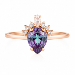Zierlicher Damen-Verlobungsring aus 14 Karat Roségold mit 1 Karat birnenförmigem Alexandrit und Diamanten
