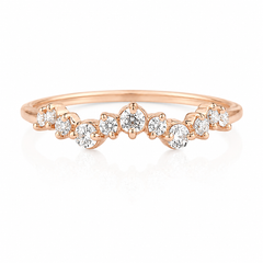 Anillo de boda o apilable de oro rosa de 14k con grupo de diamantes, delicado y elegante para mujer