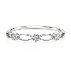 Anillo de boda o apilable de oro blanco de 14k con diamantes para mujer