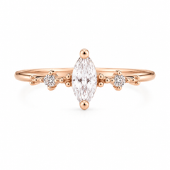 Delicado y elegante anillo de promesa de oro rosa de 14k con diamante talla marquesa para ella
