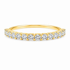 Anillo de boda de oro amarillo de 14 quilates con diamantes de media eternidad para mujer