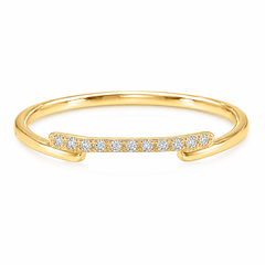 Delicado y elegante anillo apilable de oro amarillo de 14k con diamantes geométricos para mujer